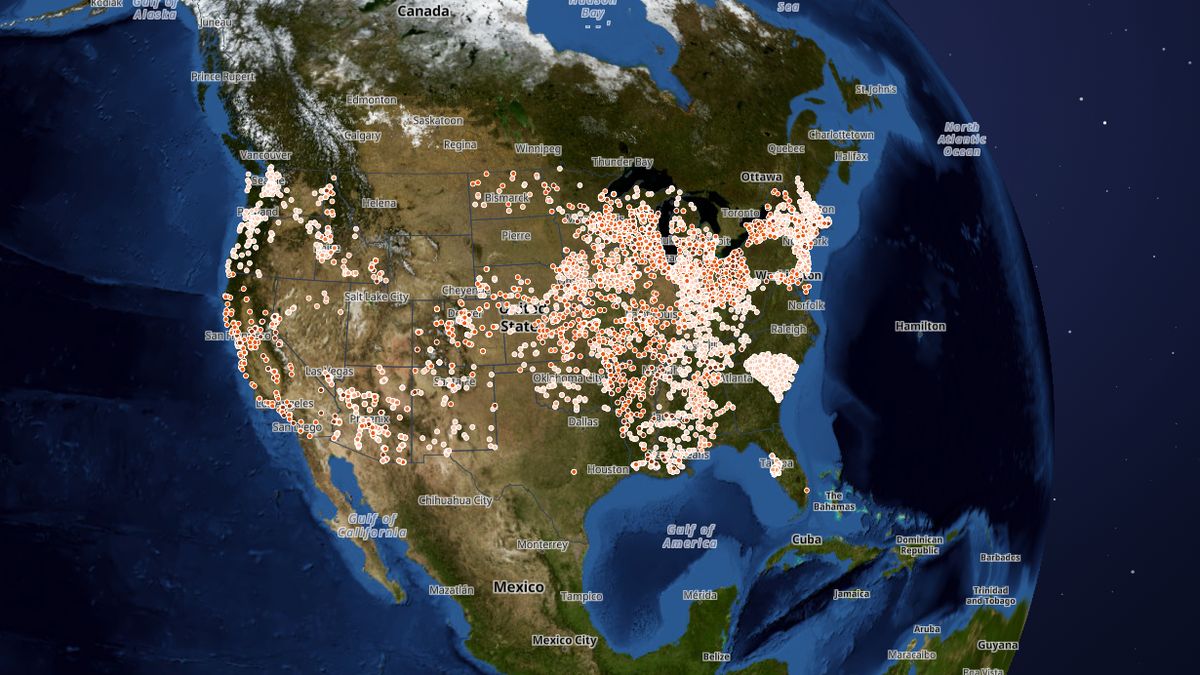 Highway construction zones (updated daily) on the Map the Block map of the United States